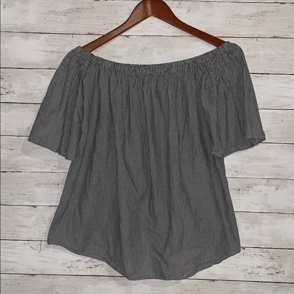 Miracle Berry | Off the Shoulder Striped Top - Picture 1 of 5